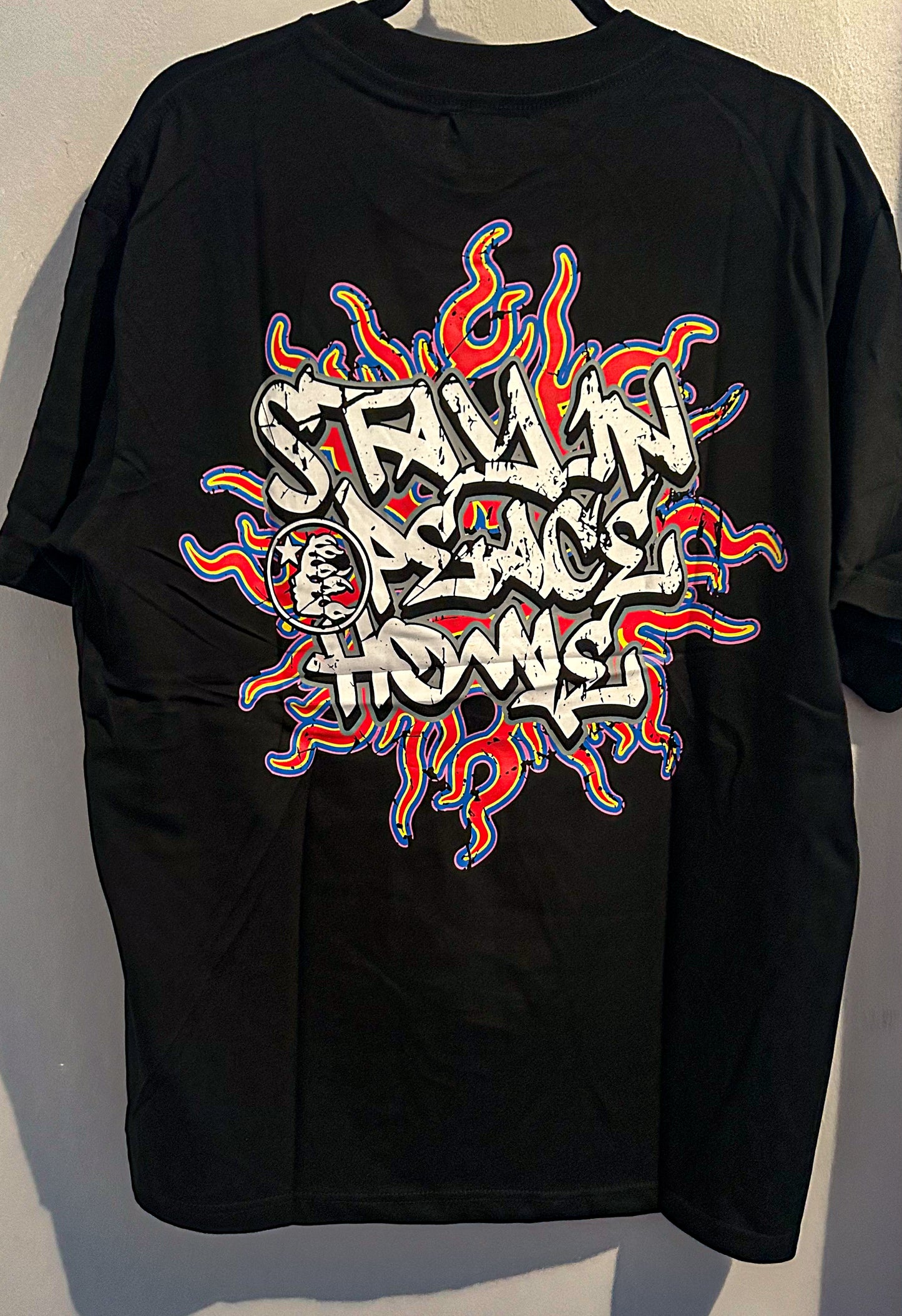 CAMISETA HELLSTAR RAINBOW MIDDLE PERSON
